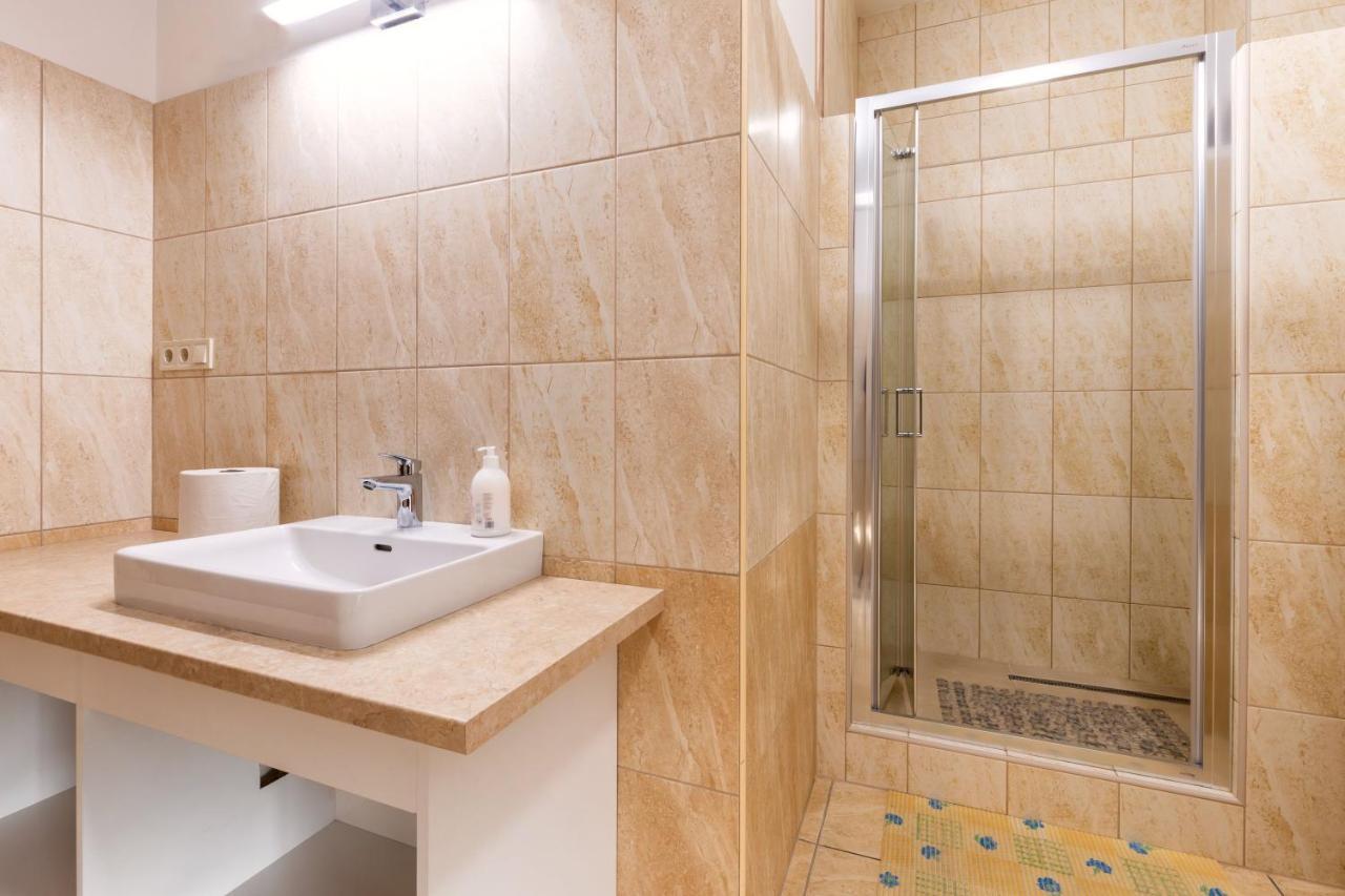 Napfeny Panzio Es Rendezvenyhaz Hotel Kecskemet Luaran gambar
