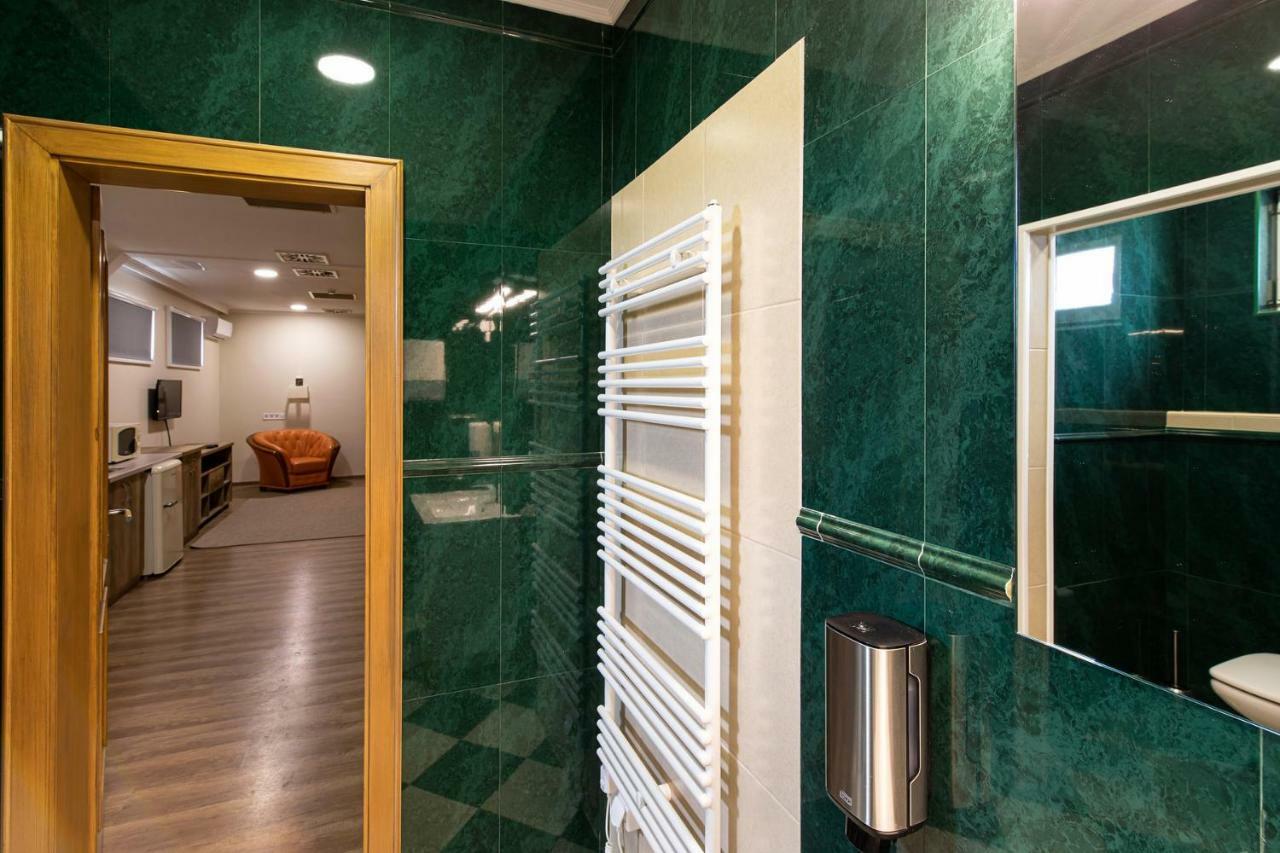 Napfeny Panzio Es Rendezvenyhaz Hotel Kecskemet Luaran gambar
