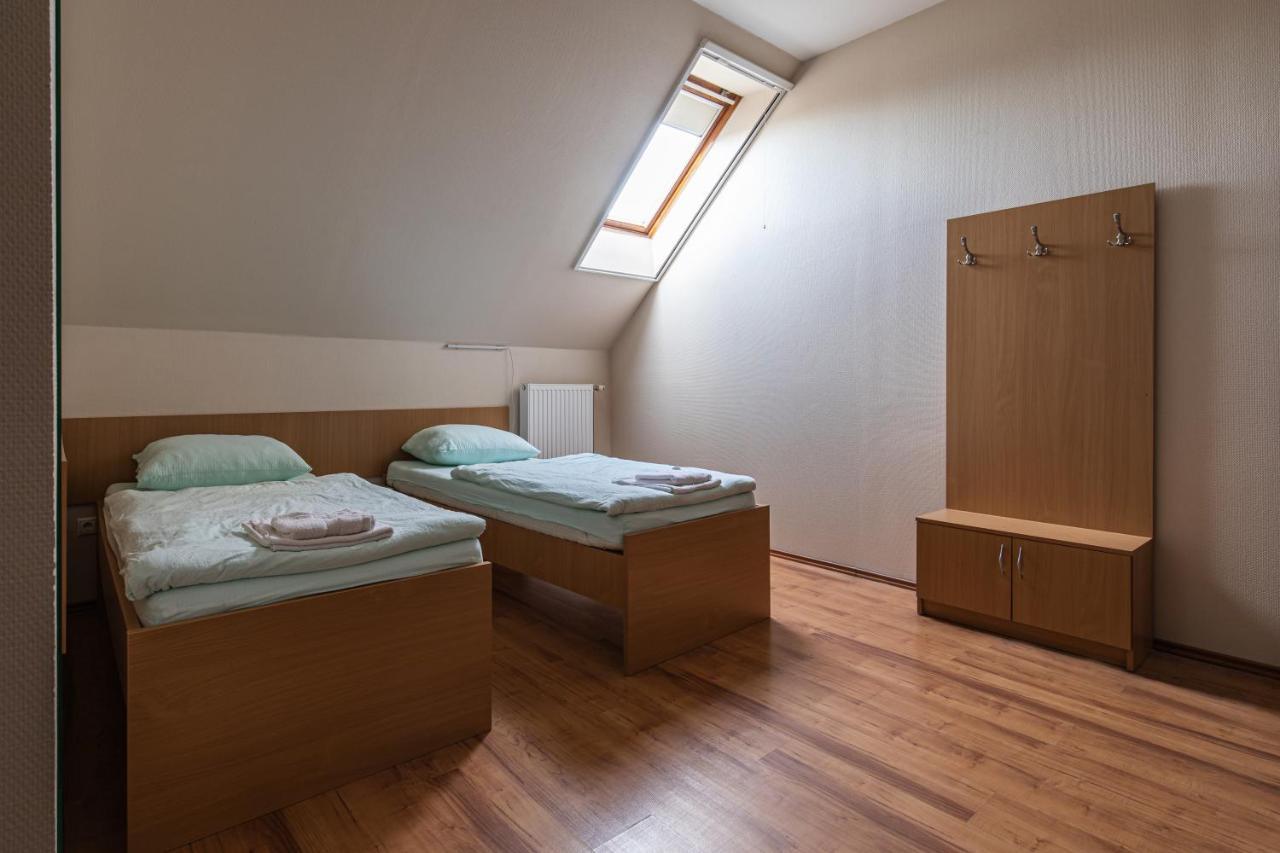Napfeny Panzio Es Rendezvenyhaz Hotel Kecskemet Luaran gambar